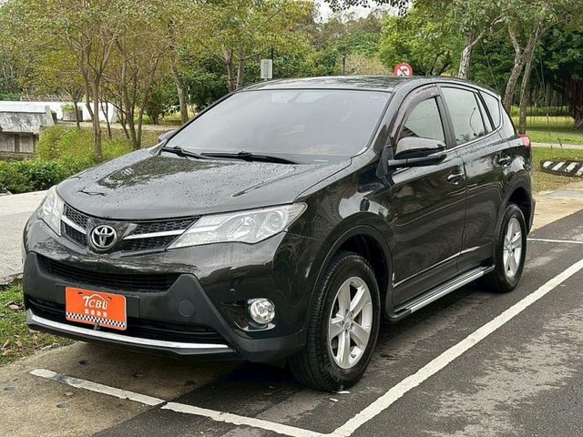 Toyota RAV4  第4張相片