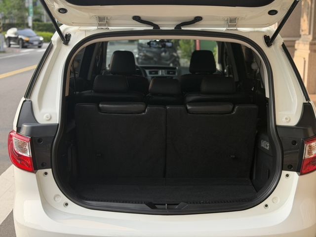 Mazda Mazda5  第11張相片