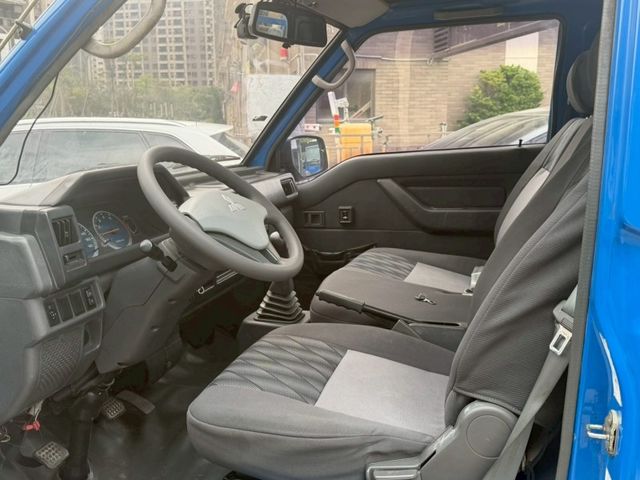 Mitsubishi Delica  第4張相片
