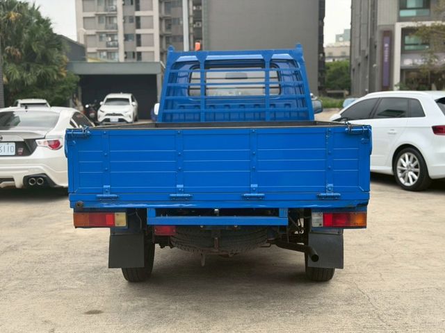 Mitsubishi Delica  第8張相片