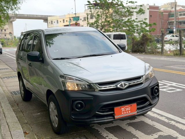 Mitsubishi Zinger  第8張相片
