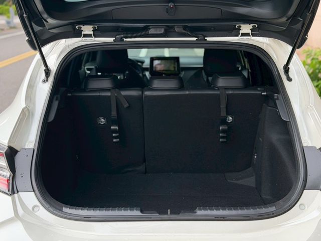Toyota Auris  第11張相片