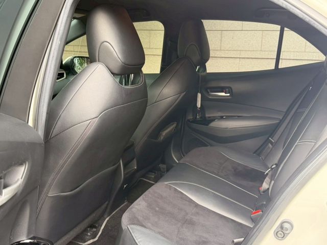 Toyota Auris  第12張相片