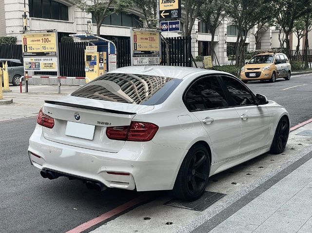 BMW寶馬 328I  第5張相片