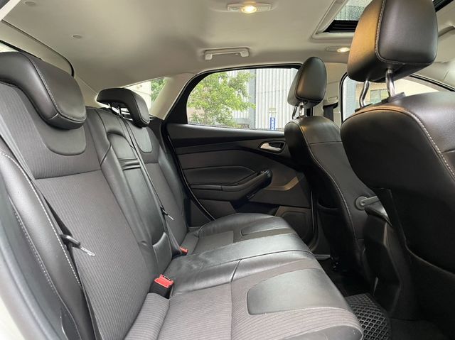 FORD福特 FOCUS  第8張相片
