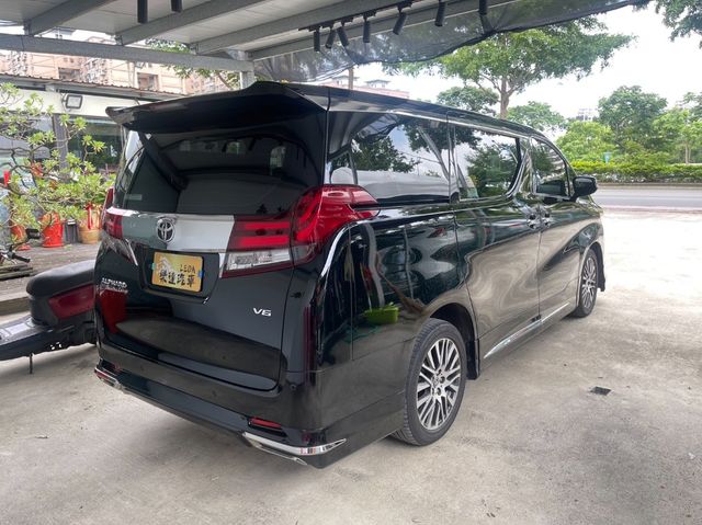 TOYOTA豐田 ALPHARD  第4張相片