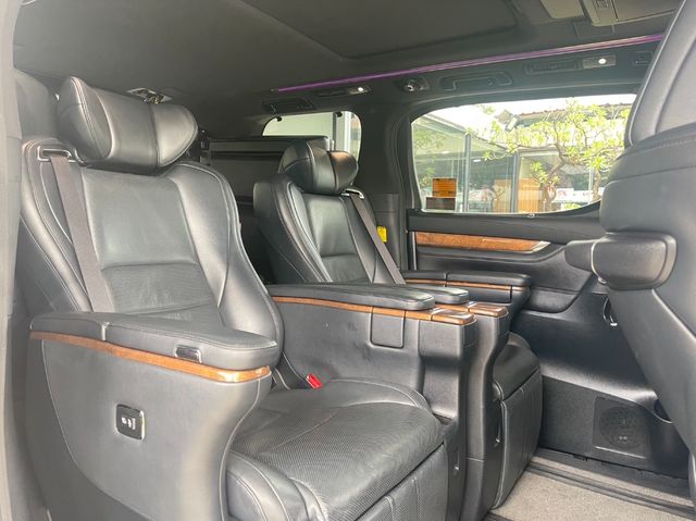 TOYOTA豐田 ALPHARD  第8張相片