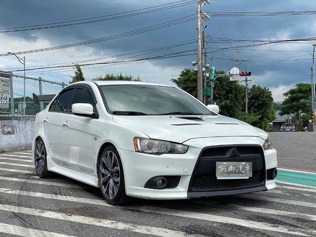 MITSUBISHI三菱 LANCER IO  第2張相片
