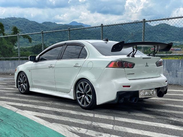 MITSUBISHI三菱 LANCER IO  第3張相片