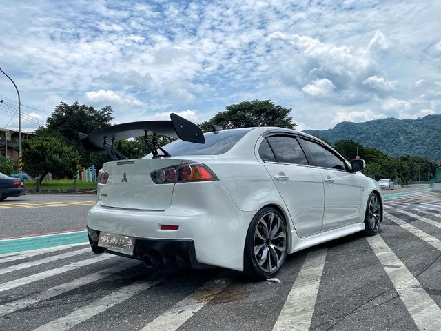 MITSUBISHI三菱 LANCER IO  第5張相片
