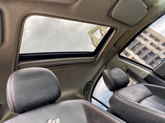 MITSUBISHI三菱 LANCER IO  第8張相片