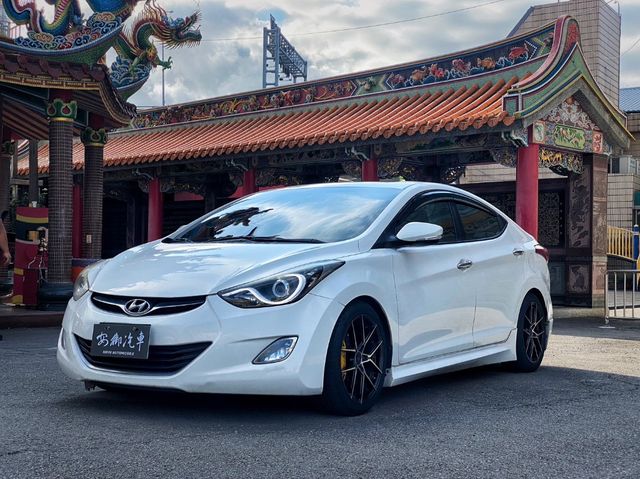 HYUNDAI現代 ELANTRA  第1張相片