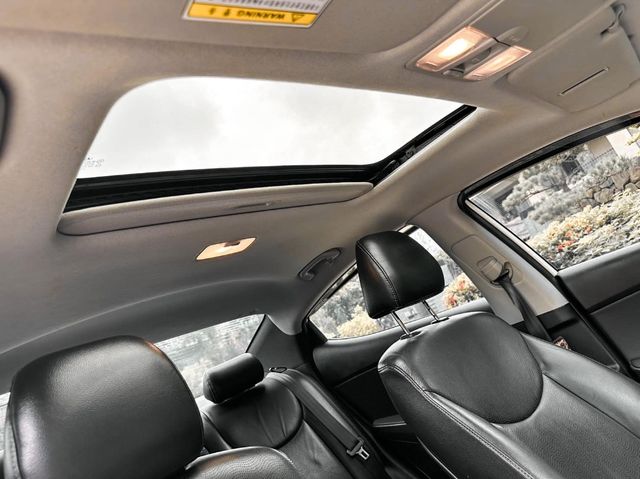 HYUNDAI現代 ELANTRA  第5張相片