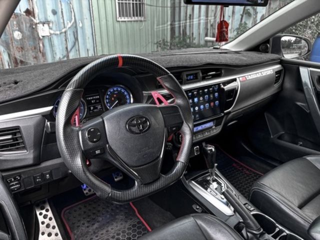 TOYOTA豐田 ALTIS  第6張相片
