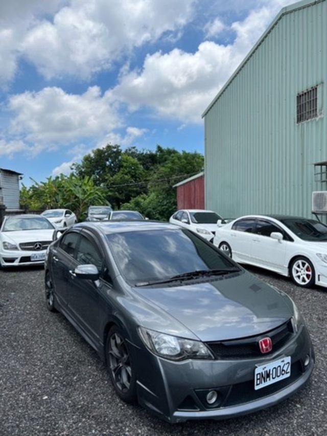 HONDA本田 CIVIC  第2張相片