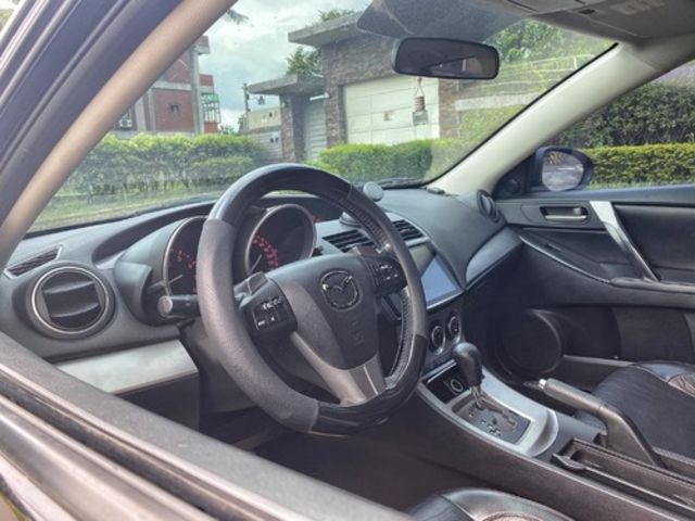 MAZDA馬自達 MAZDA 3  第4張相片