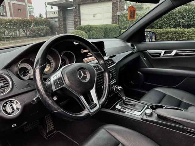 M-BENZ賓士 C250  第5張相片