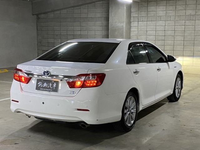 TOYOTA豐田 CAMRY HYBRID  第2張相片