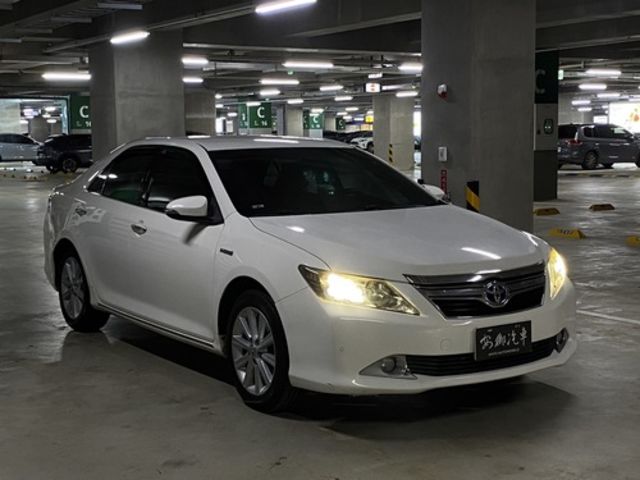 TOYOTA豐田 CAMRY HYBRID  第3張相片
