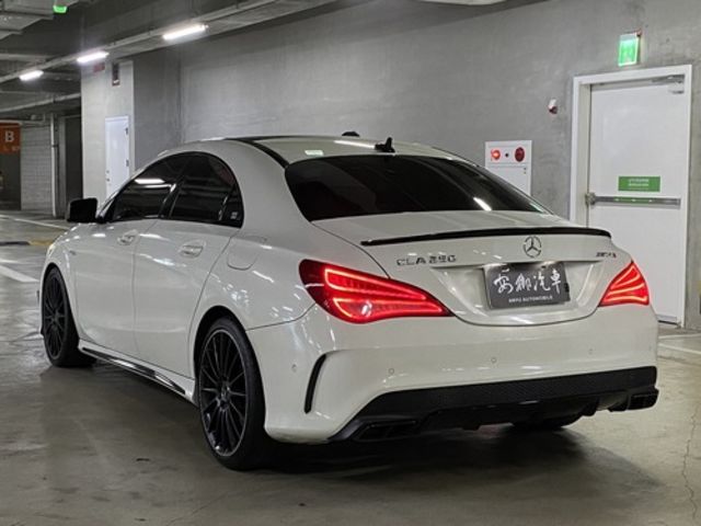M-BENZ賓士 CLA250  第4張相片