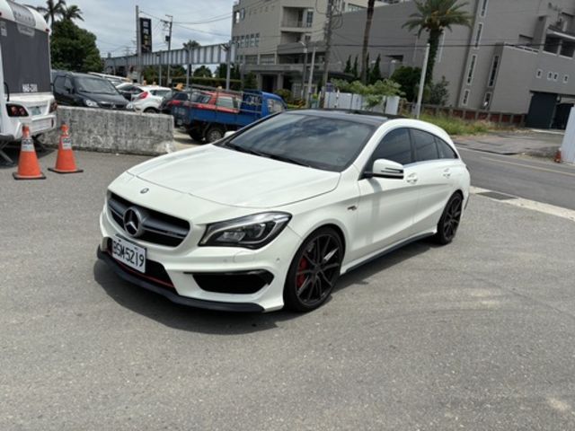 M-BENZ賓士 CLA45 AMG SHOOTING BRAKE  第1張相片