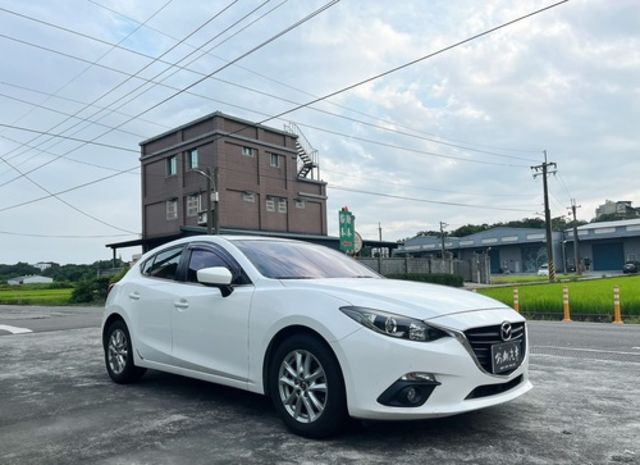 MAZDA馬自達 MAZDA 3  第2張相片