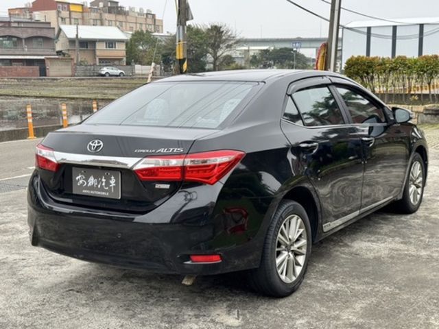 TOYOTA豐田 ALTIS  第4張相片
