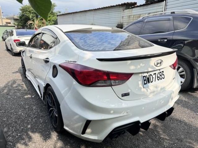 HYUNDAI現代 ELANTRA  第4張相片