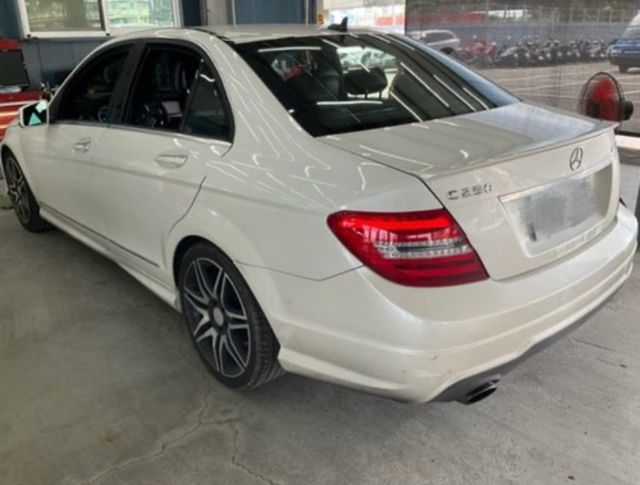 M-BENZ賓士 C250  第2張相片