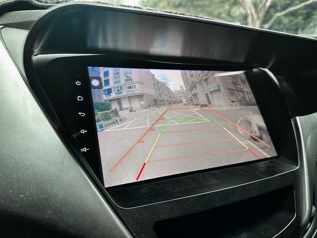 HYUNDAI現代 ELANTRA  第7張相片