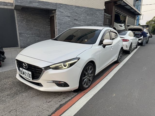 MAZDA馬自達 MAZDA 3  第1張相片