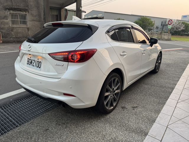 MAZDA馬自達 MAZDA 3  第4張相片