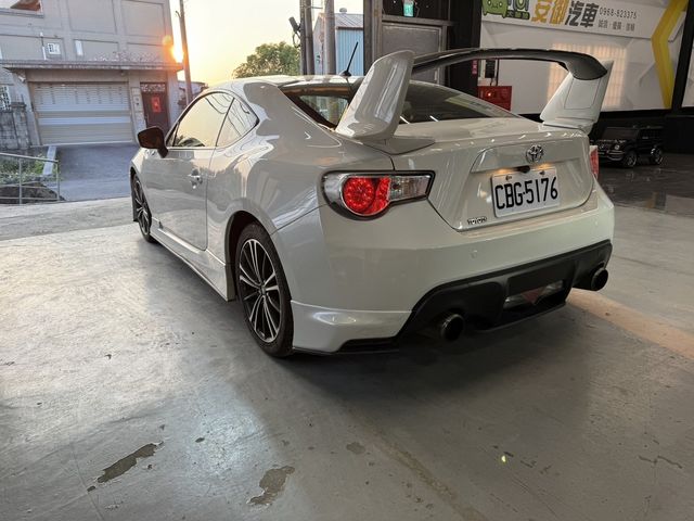 TOYOTA豐田 86  第2張相片