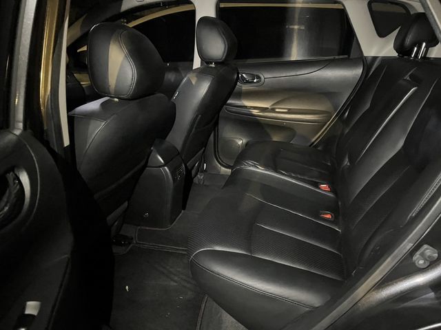 NISSAN日產 TIIDA  第6張相片