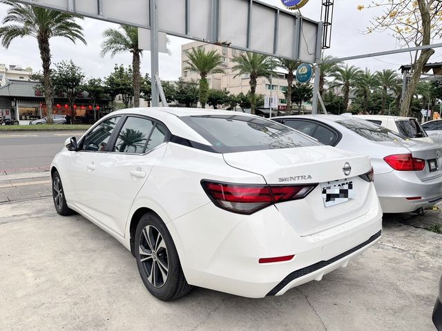 NISSAN日產 SENTRA  第2張相片