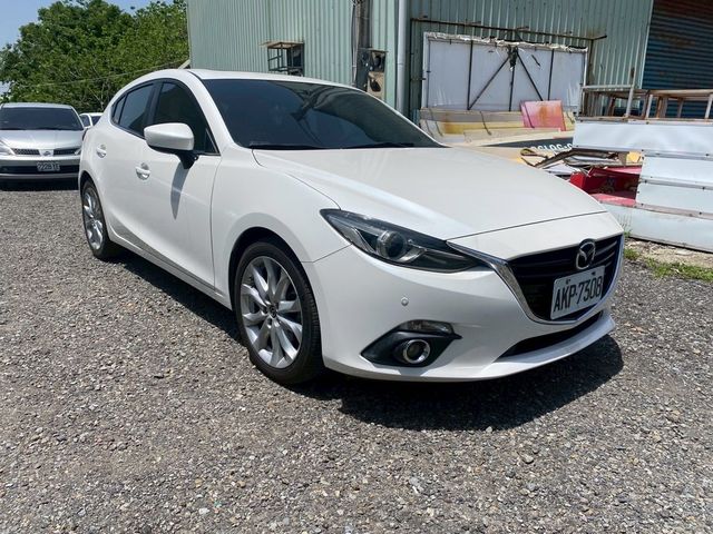 MAZDA馬自達 MAZDA 3  第2張相片