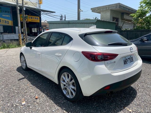 MAZDA馬自達 MAZDA 3  第4張相片