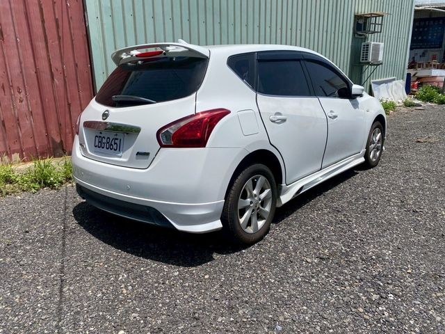NISSAN日產 TIIDA  第4張相片