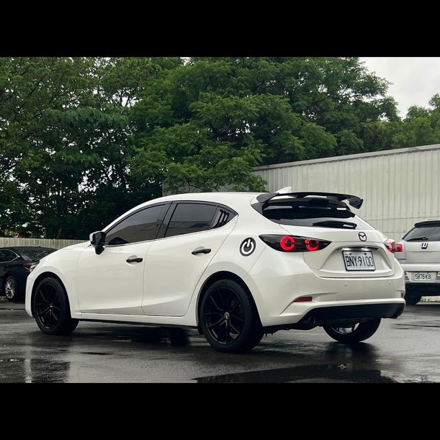 MAZDA馬自達 MAZDA 3  第2張相片