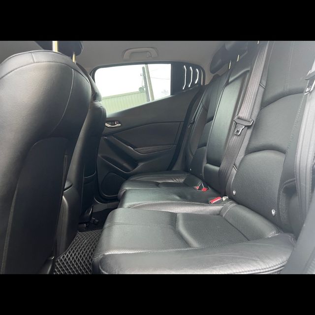 MAZDA馬自達 MAZDA 3  第6張相片