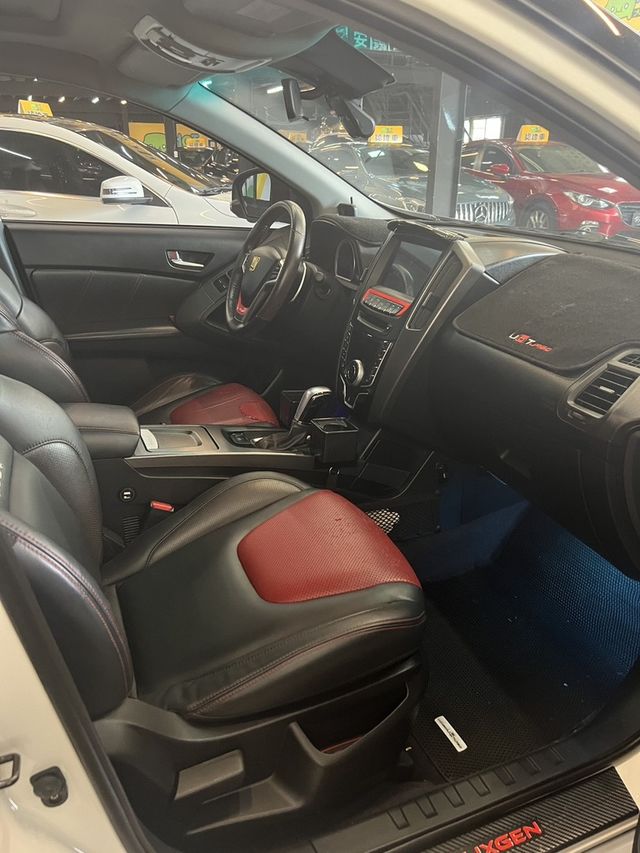 LUXGEN納智捷 U6 TURBO  第5張相片