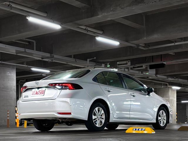 TOYOTA豐田 ALTIS  第4張相片