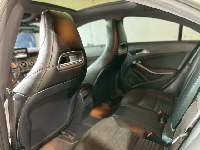 M-BENZ賓士 CLA250  第4張相片