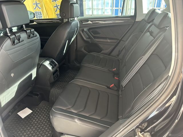 VOLKSWAGEN福斯 TIGUAN  第3張相片