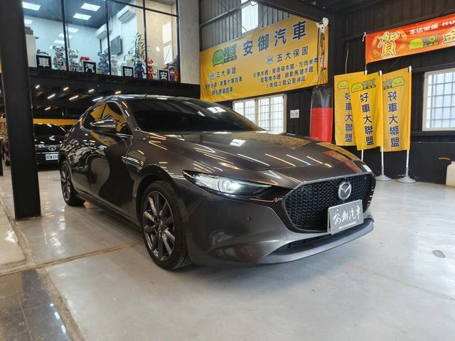 MAZDA馬自達 MAZDA 3  第2張相片
