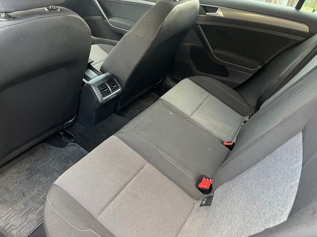 VOLKSWAGEN福斯 GOLF  第8張相片