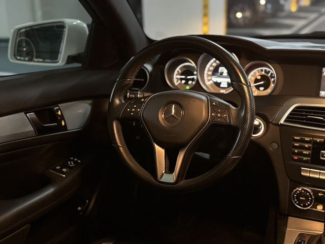 M-BENZ賓士 C180 COUPE  第13張相片