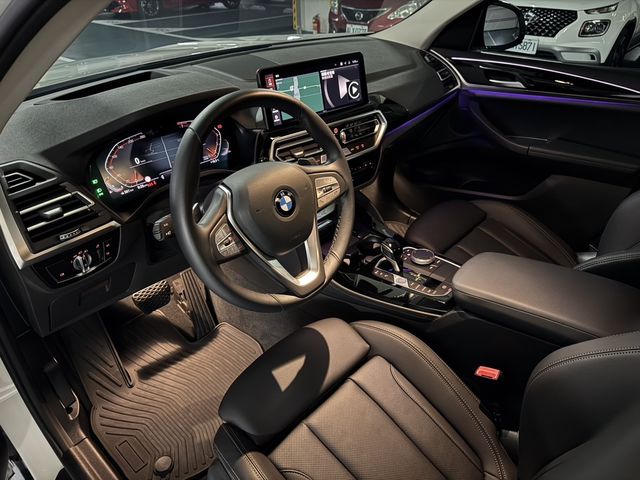BMW寶馬 X4 XDRIVE20I  第5張相片