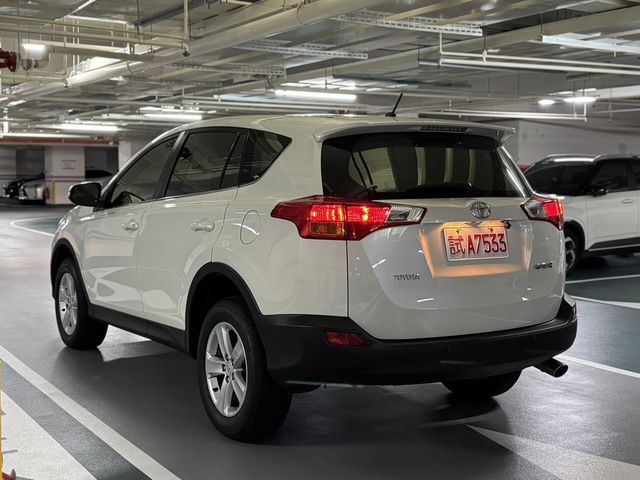 TOYOTA豐田 RAV4  第7張相片