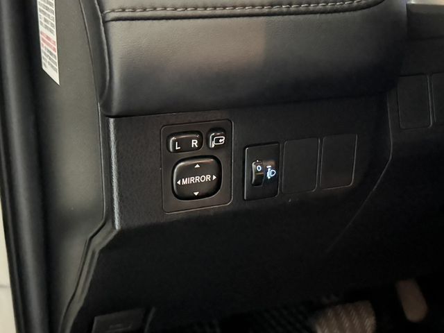 TOYOTA豐田 RAV4  第17張相片